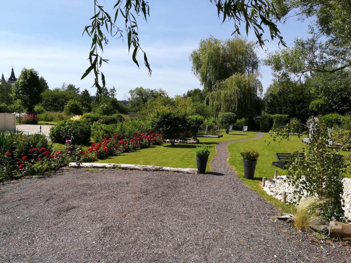 アルク・ラ・バタイユ Cleome Bed & Breakfast エクステリア 写真