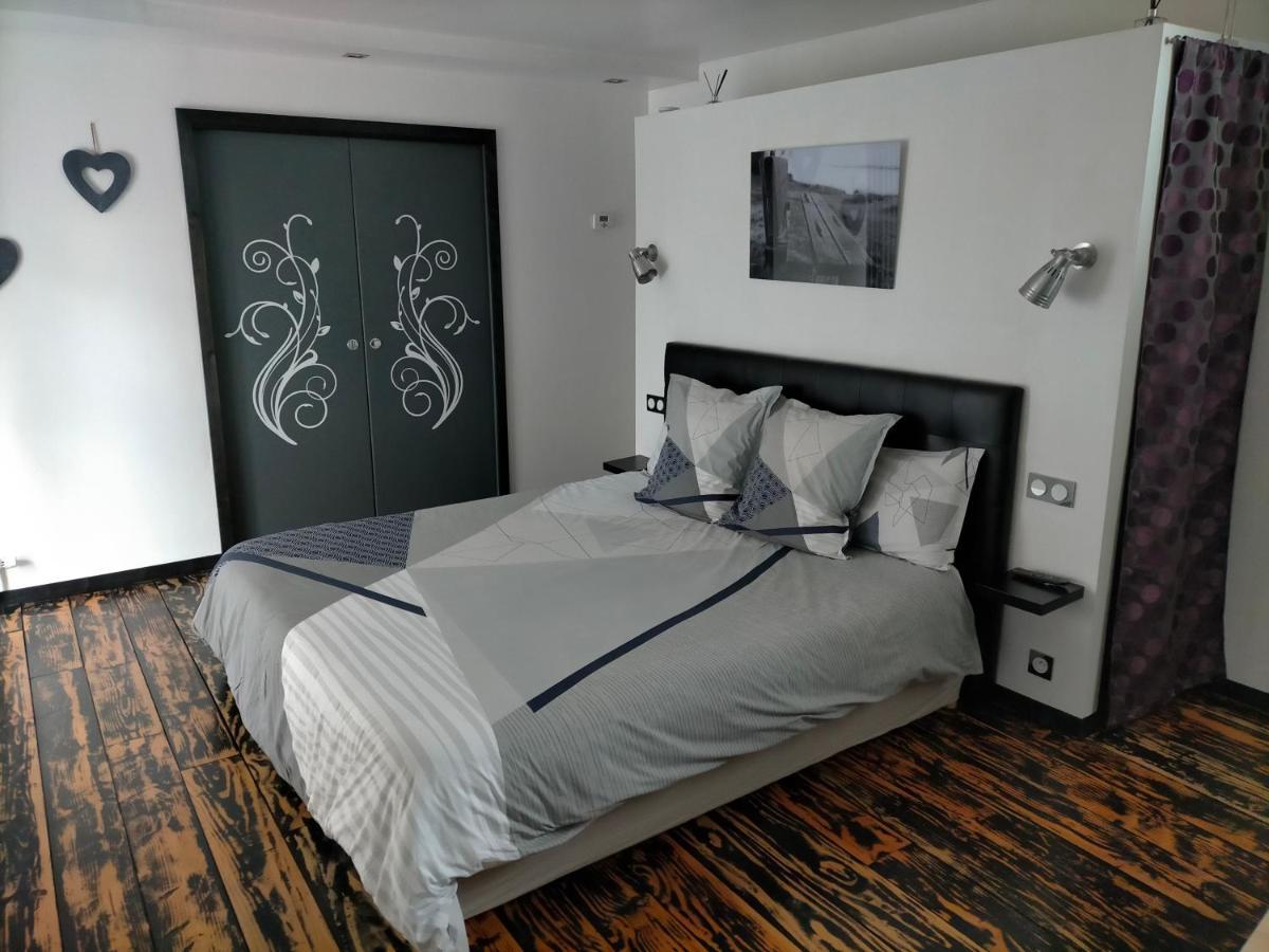 アルク・ラ・バタイユ Cleome Bed & Breakfast エクステリア 写真